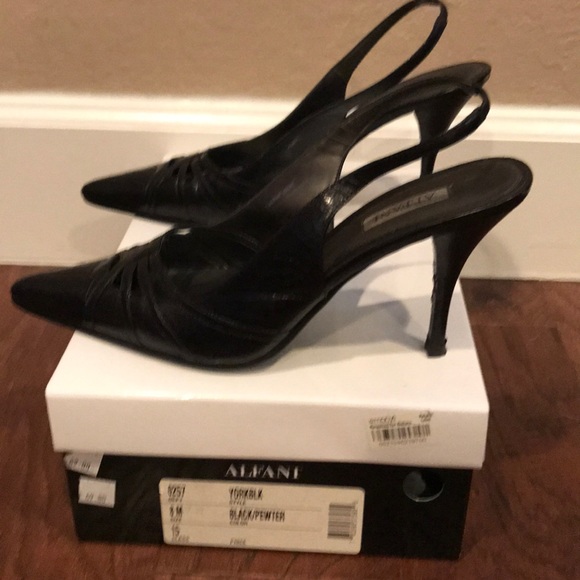 Alfani “York” Women’s Heels - Picture 2 of 7